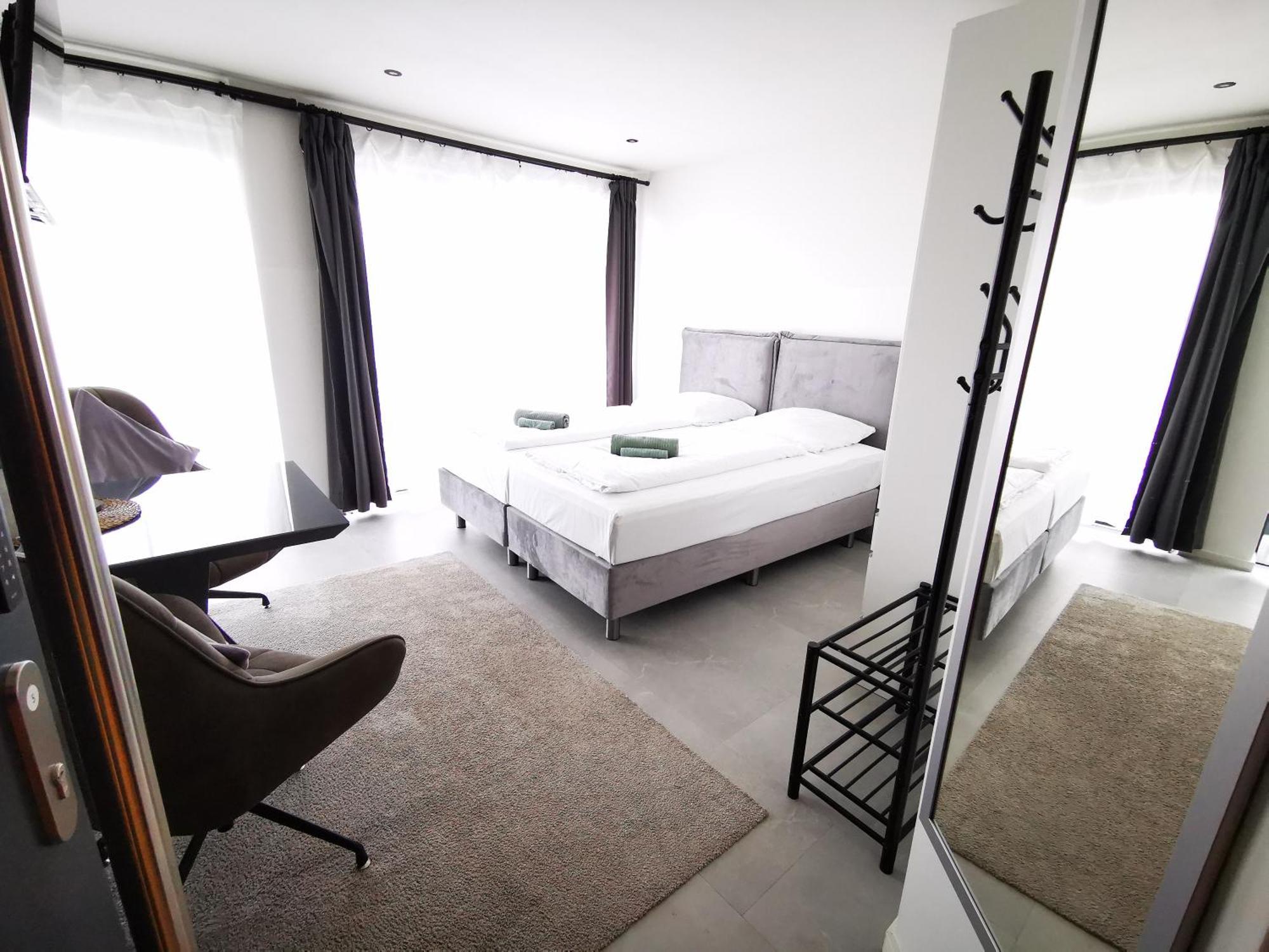 Hh 05 By Rockchair - Superhost Status - Modernes Apartment Mit Sonnigem Balkon & Premium Boxspringbetten In Winterhude - Hamburg Top Geheimtipp Luaran gambar