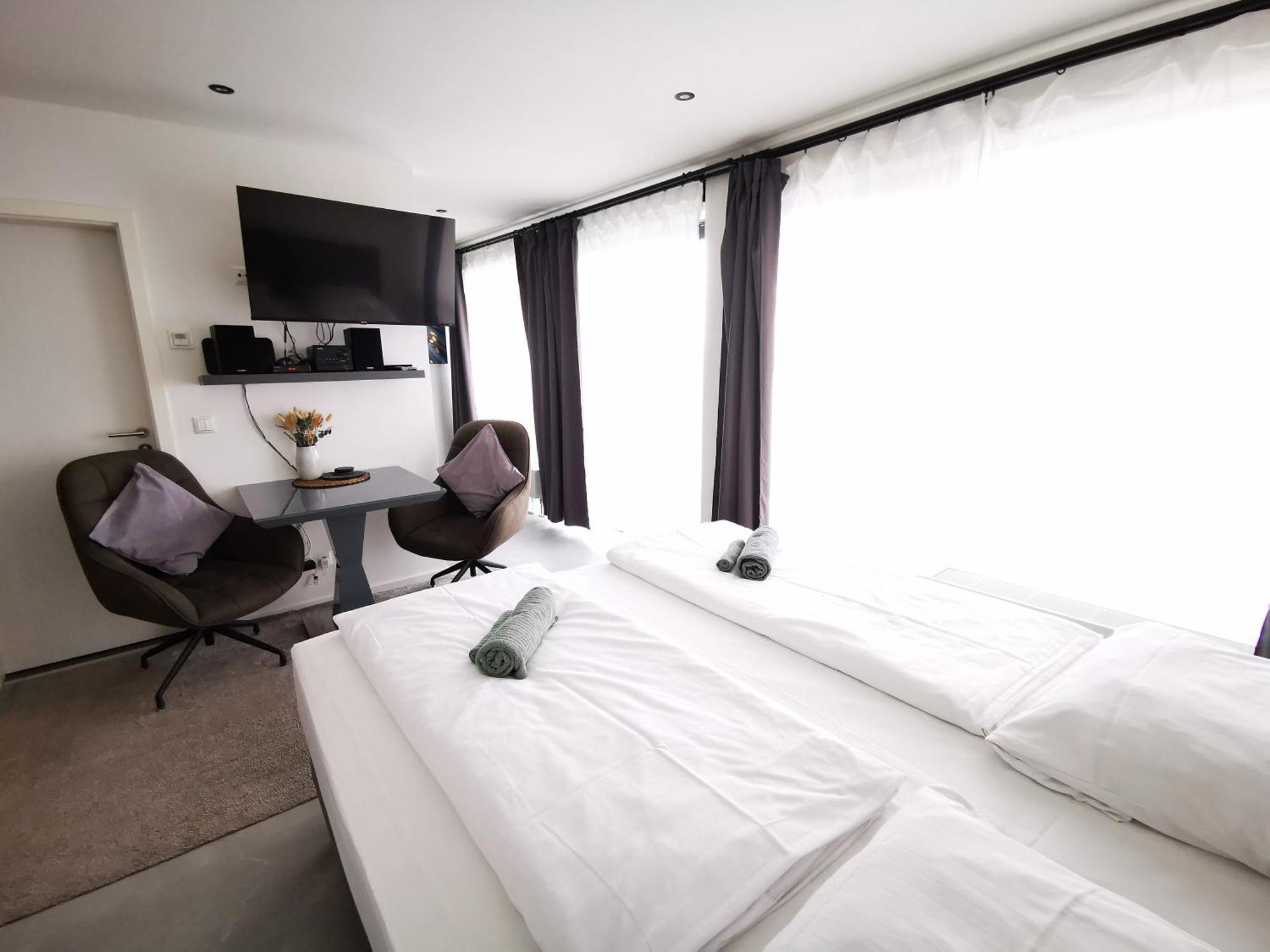 Hh 05 By Rockchair - Superhost Status - Modernes Apartment Mit Sonnigem Balkon & Premium Boxspringbetten In Winterhude - Hamburg Top Geheimtipp Luaran gambar